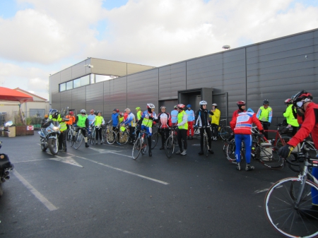 100km téléthon  UCM MIREBEAU 06 12 2014