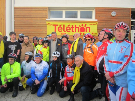 100km téléthon  UCM MIREBEAU 06 12 2014