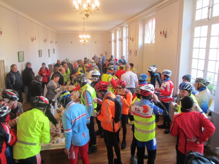100km téléthon  UCM MIREBEAU 06 12 2014